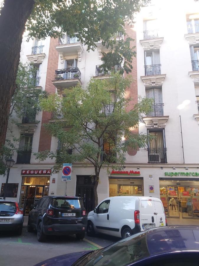 Apartamento Apartamento Barrio De Salamanca Goya Madrid Exterior foto